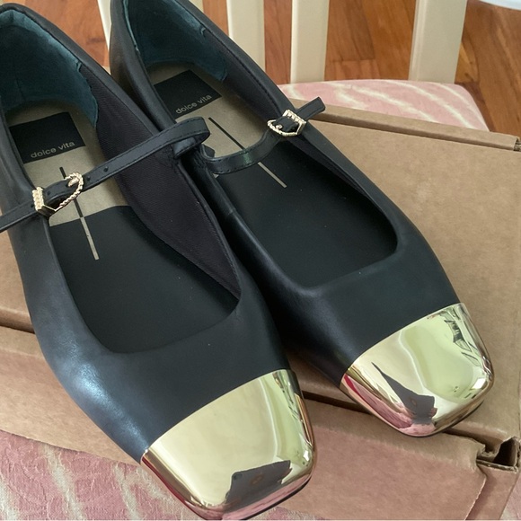 Dolce Vita womens Flats NWOB - Picture 6 of 6